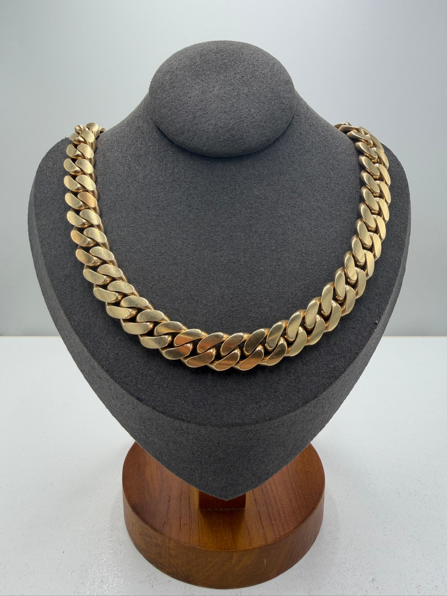 14K Yellow Gold Cuban Link Chain – 28” / 10mm Heavy Miami Cuban Necklace (240.2g)