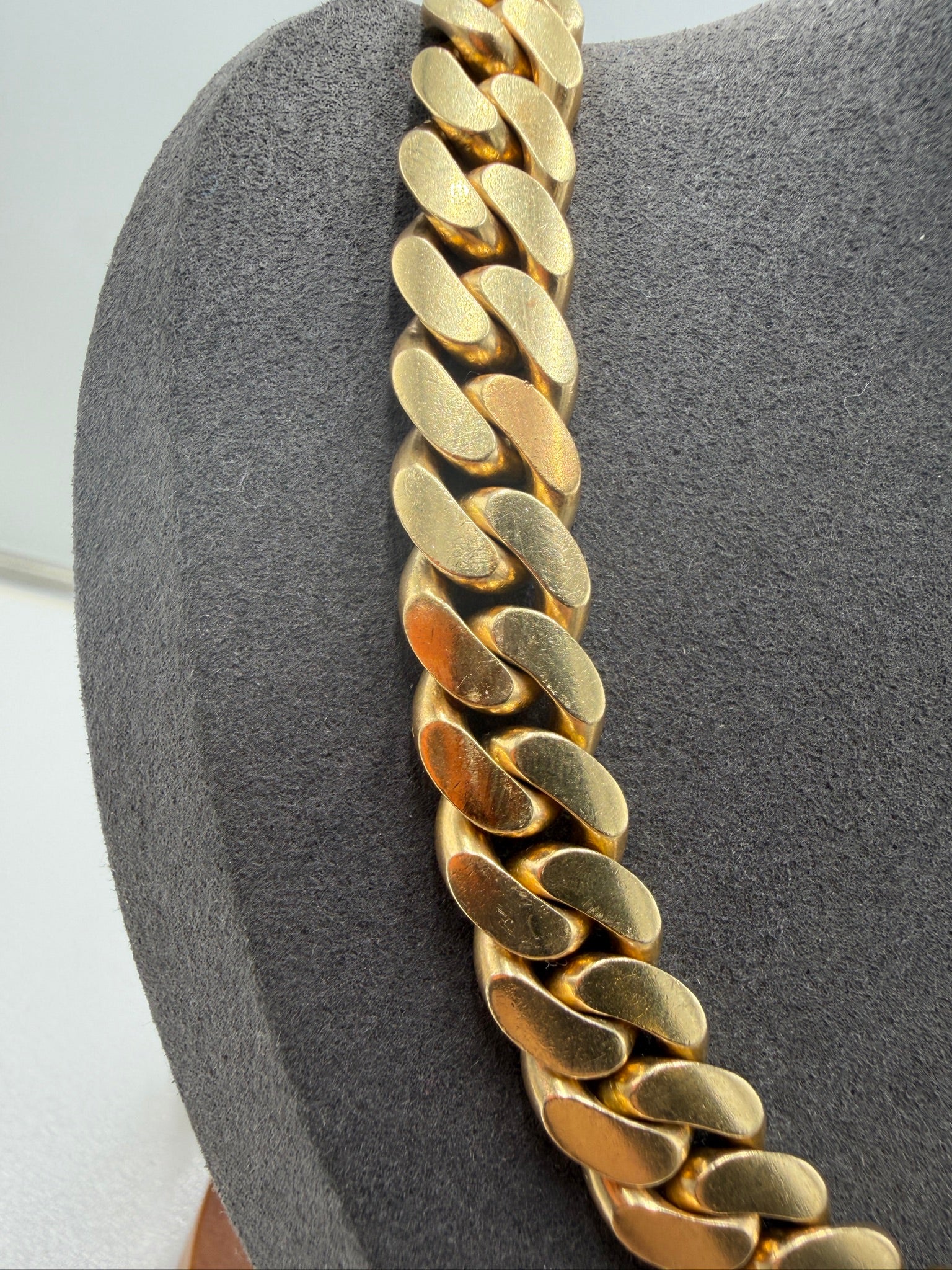 14K Yellow Gold Cuban Link Chain – 28” / 10mm Heavy Miami Cuban Necklace (240.2g)