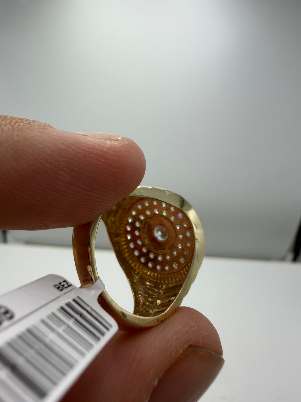 🔥 10K Gold Diamond Ring – Size 7 (5.6g) – Statement Sunburst Design 🔥