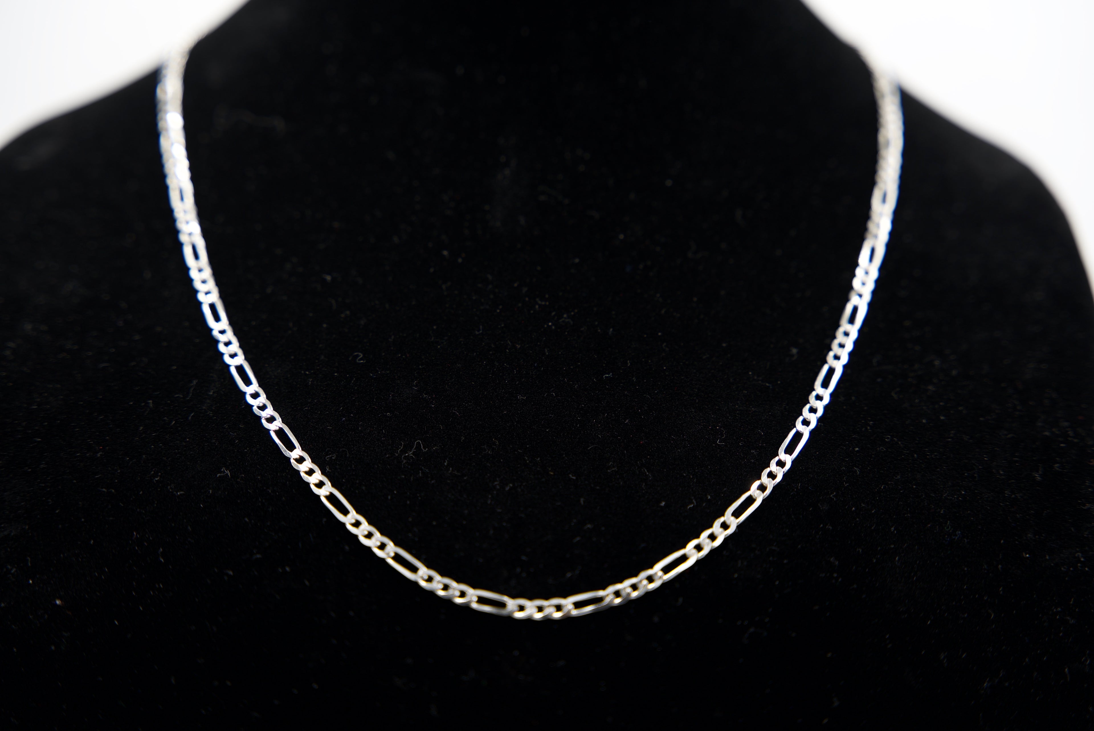 14K White Gold Figaro Chain 15 Grams 26 Inches 4mm