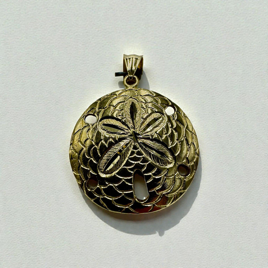14K Yellow Gold Sand Dollar Pendant – 7.0 Grams | Nautical Coastal Design