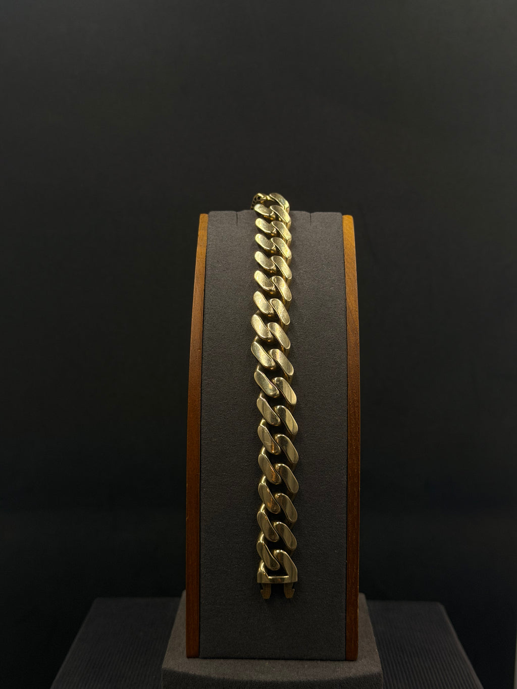 10K Gold Miami Cuban Link Bracelet – 21.1 Grams | 9.5 Inches | 13mm