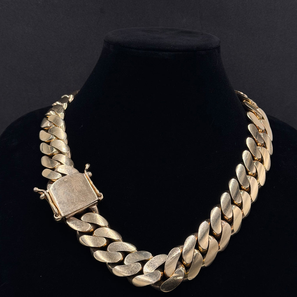 10K Gold Massive Cuban Link Chain – 817.3 Grams | 25mm | 23.5 Inches