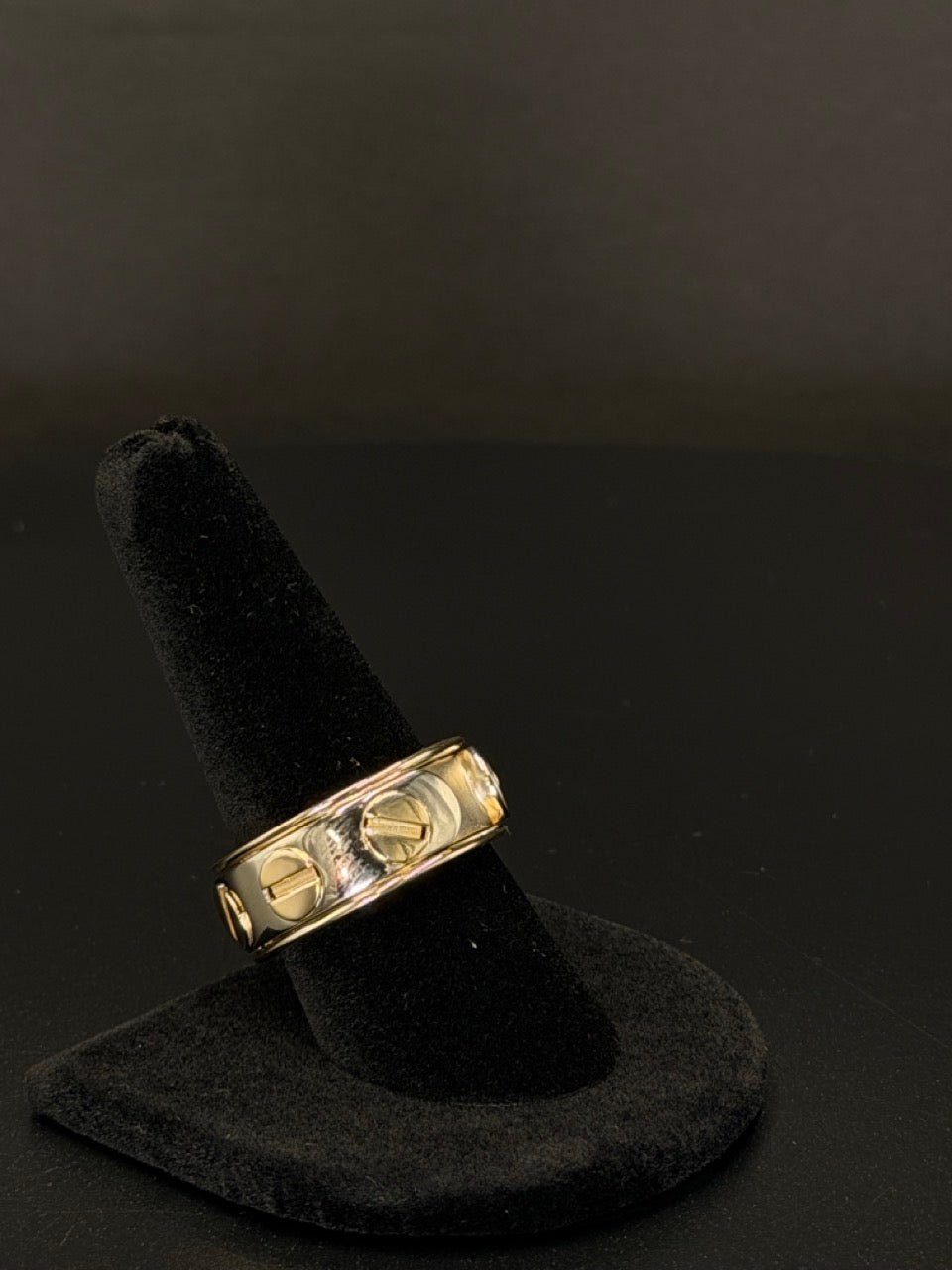14K Yellow Gold Love Style Ring – 16.3 Grams – Size 9.5