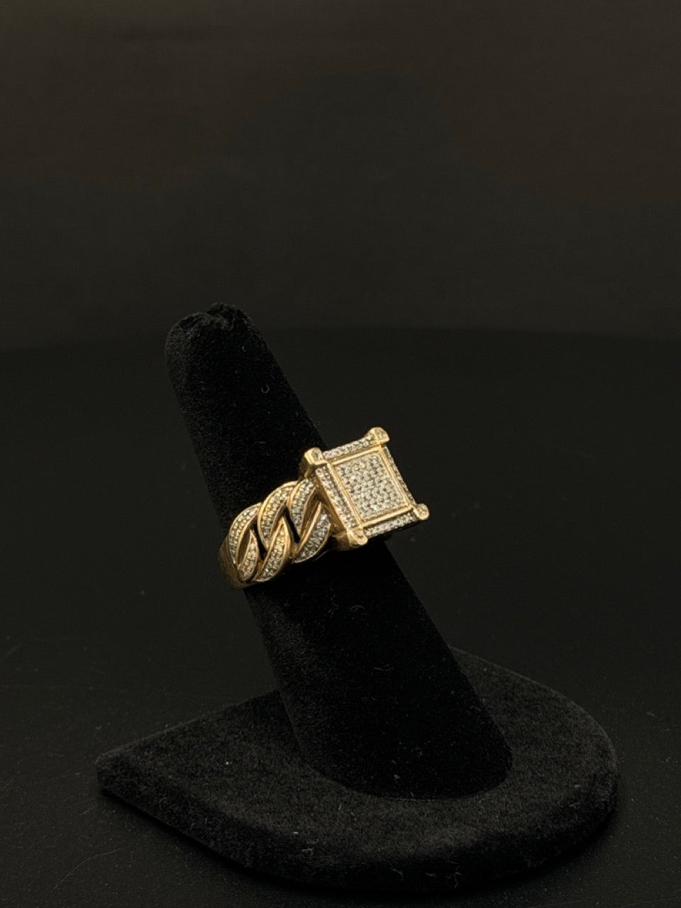 10K Yellow Gold Diamond Fashion Ring – Size 6 – 7.2 Grams