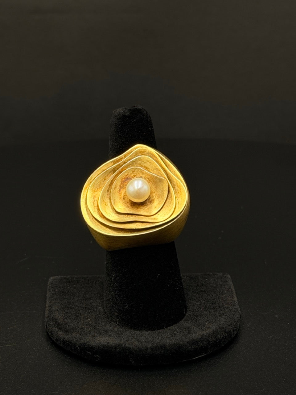 18K Yellow Gold Vintage Cluster Ring – Size 8 – 24.1 Grams