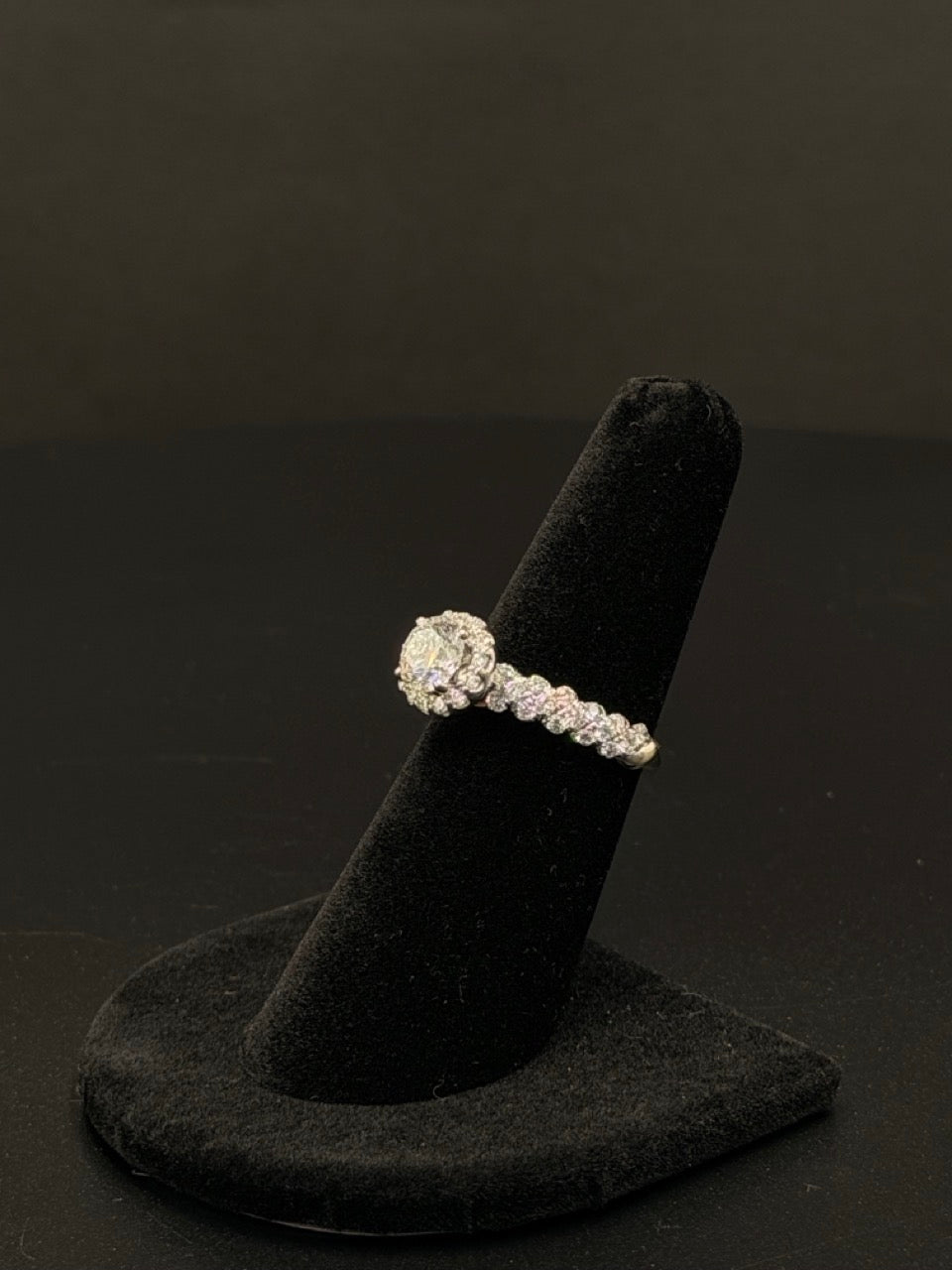 14K White Gold 2 CTW Diamond Halo Engagement Ring – Size 7 – 4.1 Grams