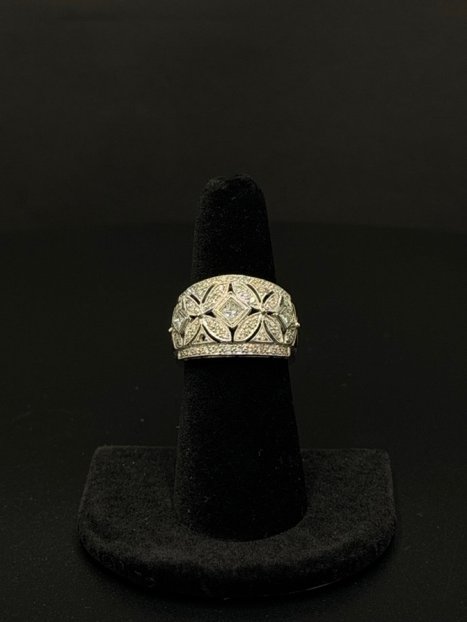 14K White Gold Diamond Halo Engagement Ring – Size 9.5 – 4.5 Grams