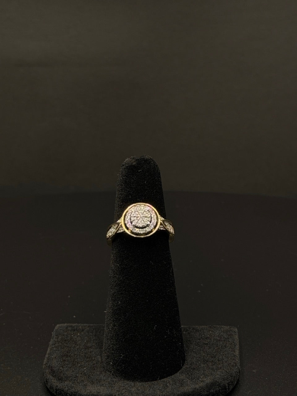 10K Yellow & White Gold Diamond Halo Ring – Size 5 – 3.1 Grams