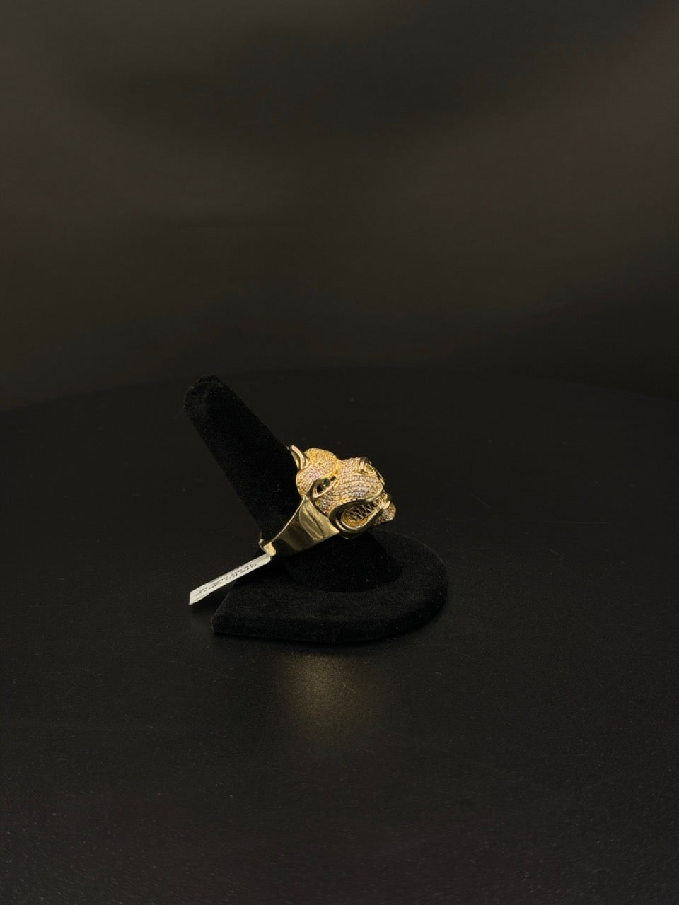 10K Yellow Gold Doberman Ring – 16.0g – Size 10