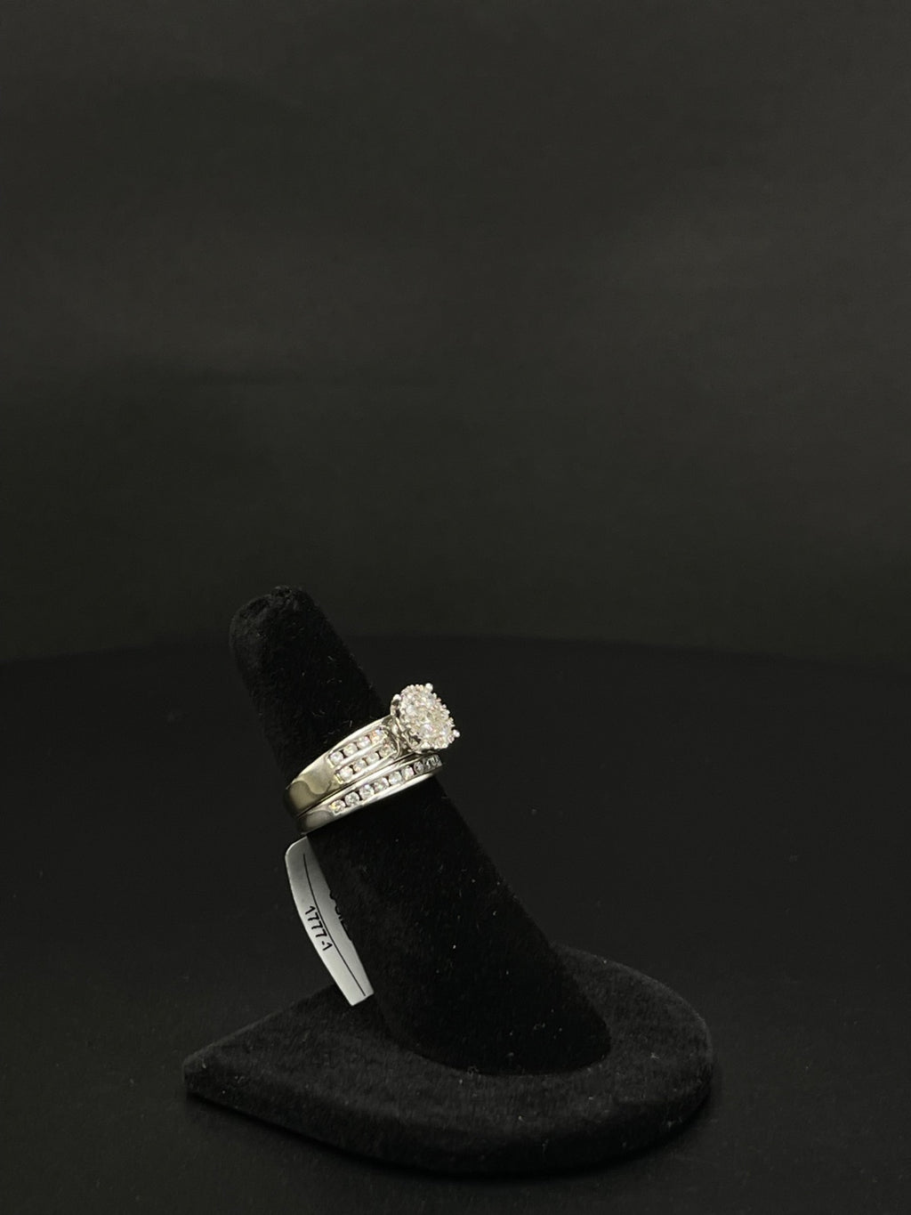 10K White Gold Diamond Cluster Ring – Size 5 | DD Pawn Loans