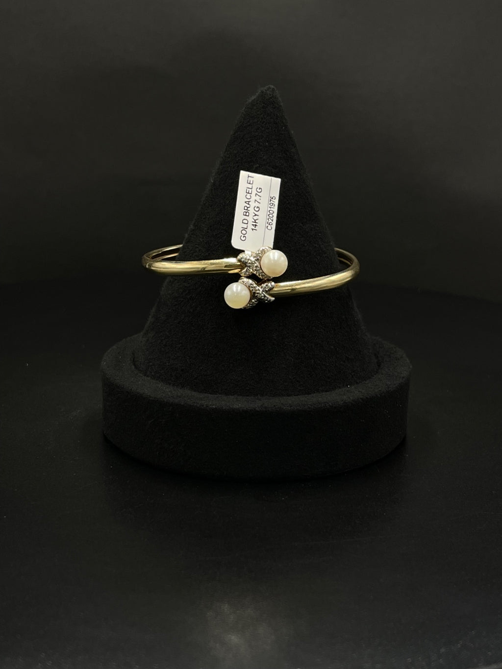 14K Gold Pearl Bangle Bracelet – 7.7g | DD Pawn Loans