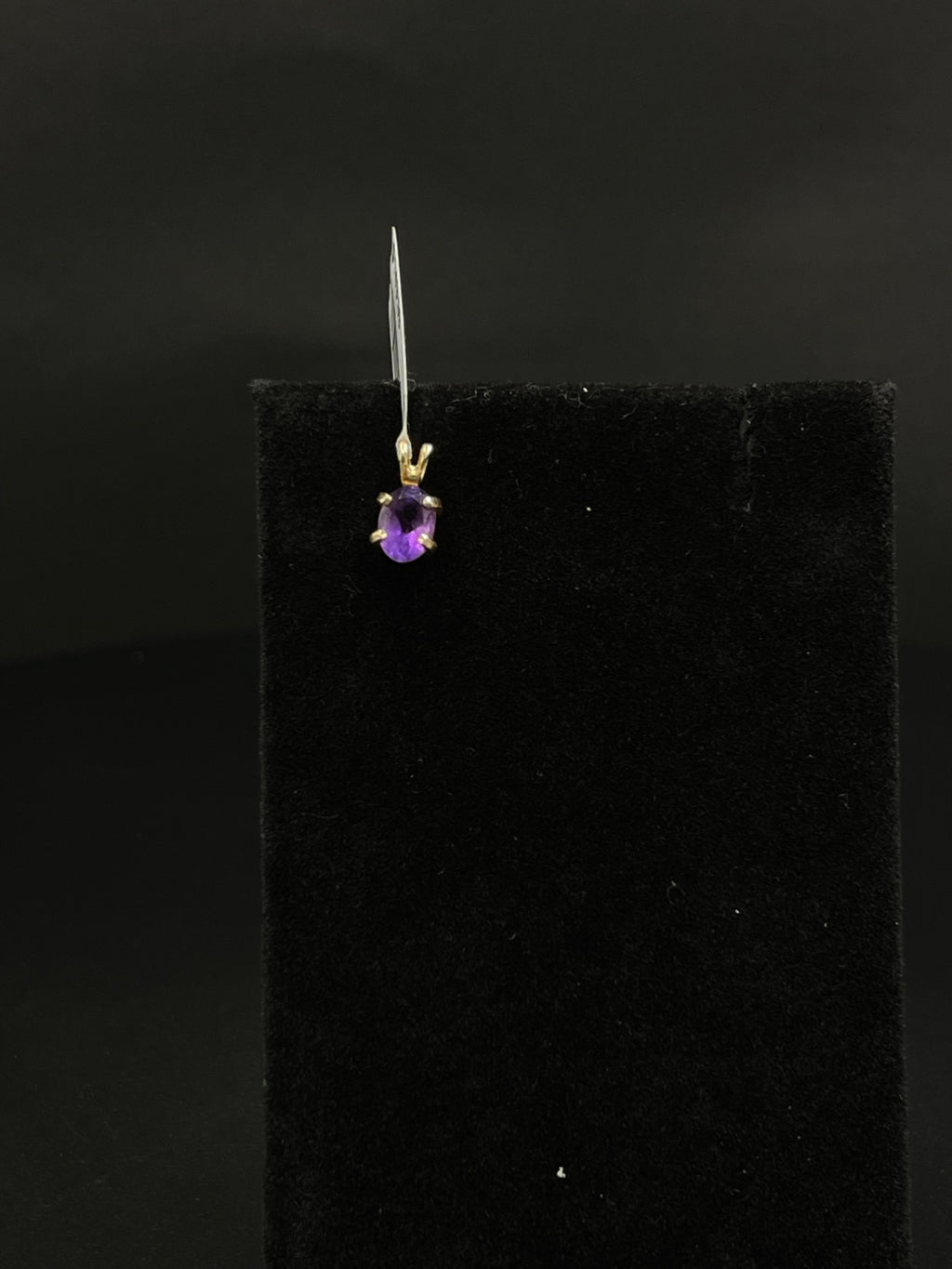14K Gold Oval Amethyst Pendant – 0.6g | DD Pawn Loans