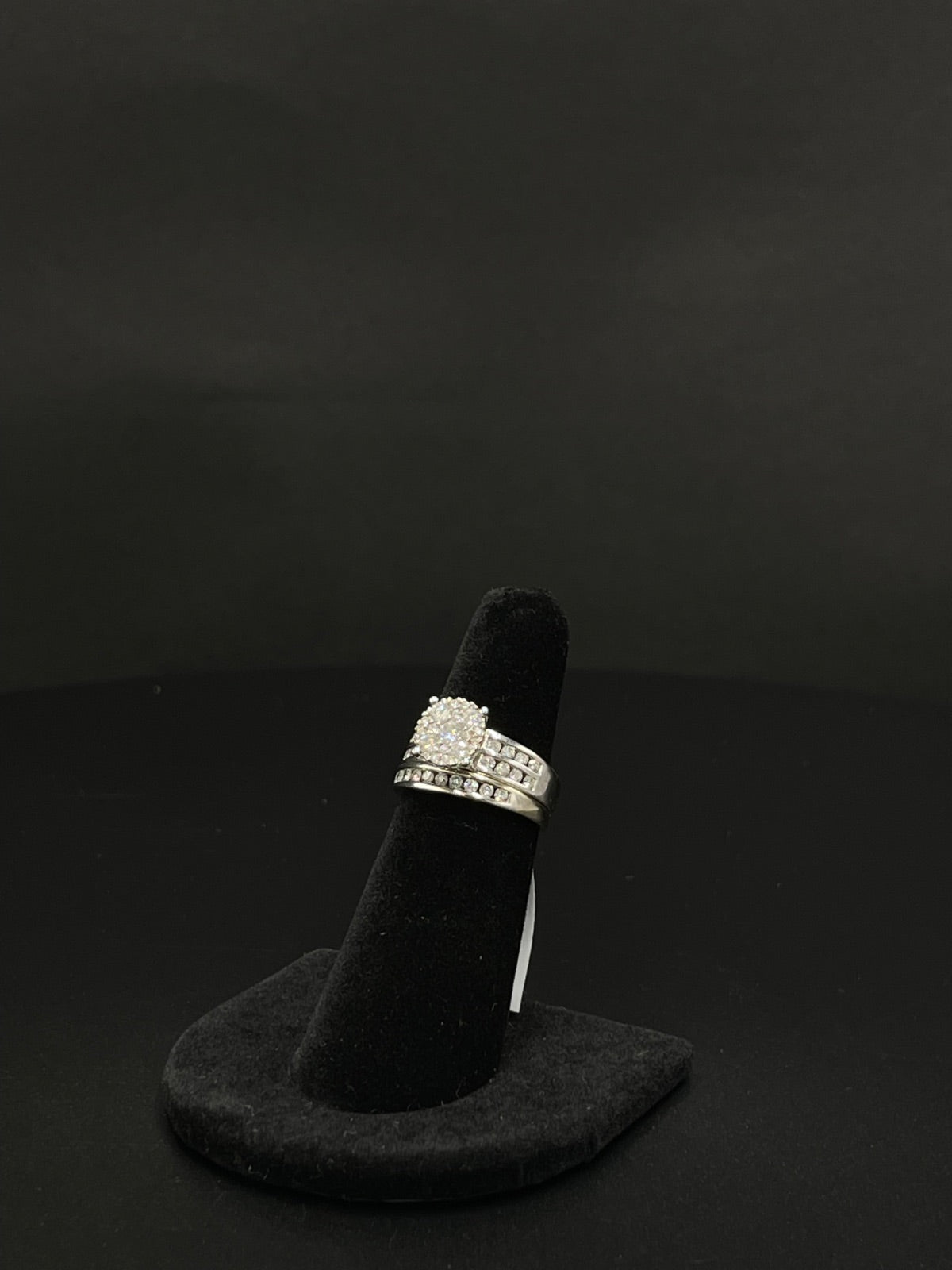 10K White Gold Diamond Cluster Ring – Size 5 | DD Pawn Loans