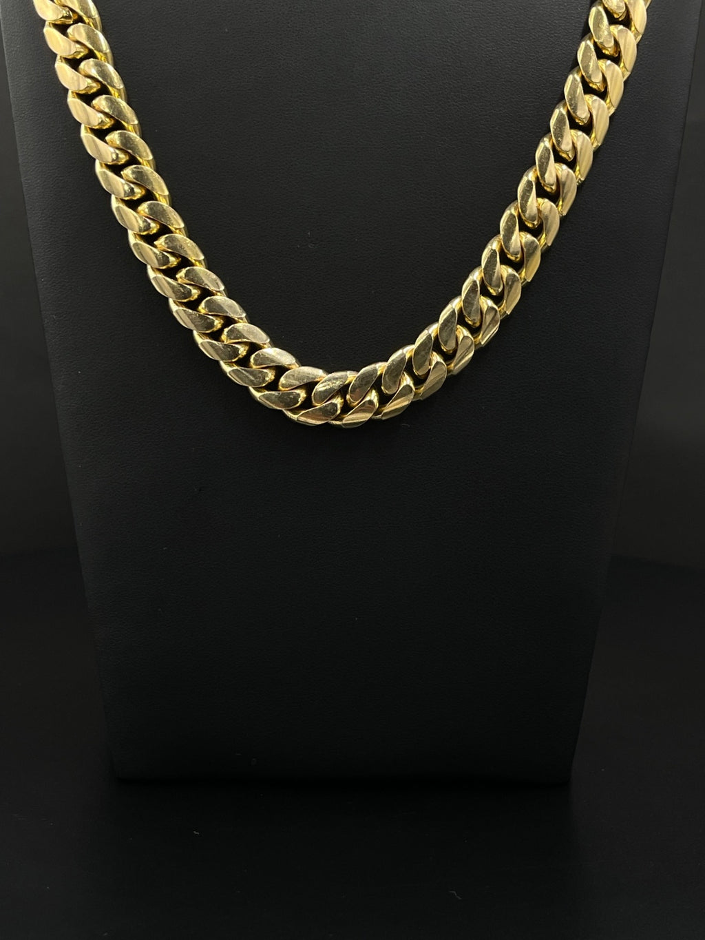 10K Gold Cuban Link Chain – 196.5g, 23in | DD Pawn Loans