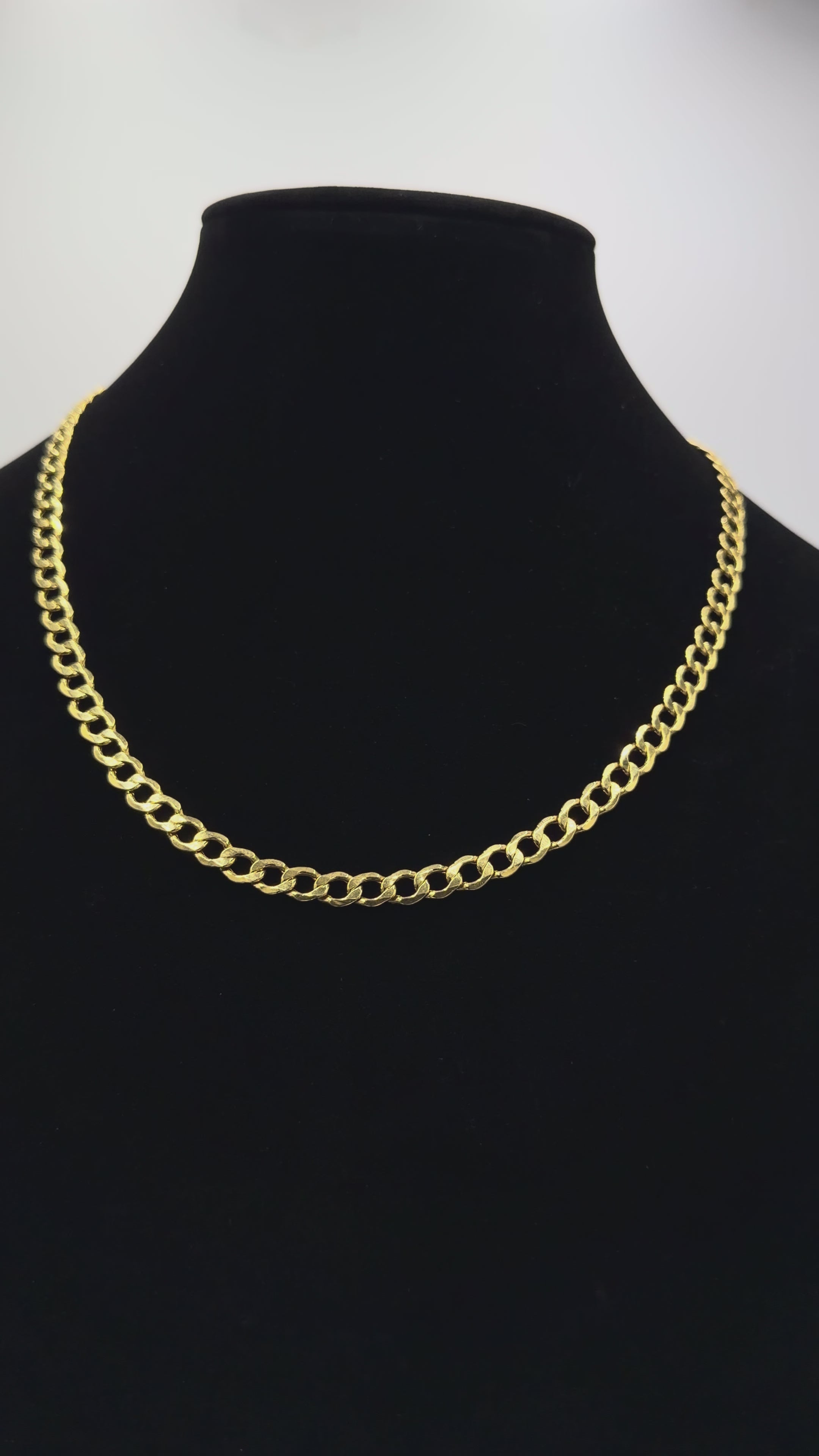 10K Gold Figaro Link Chain – 22” | 10.2 Grams | 6.75mm