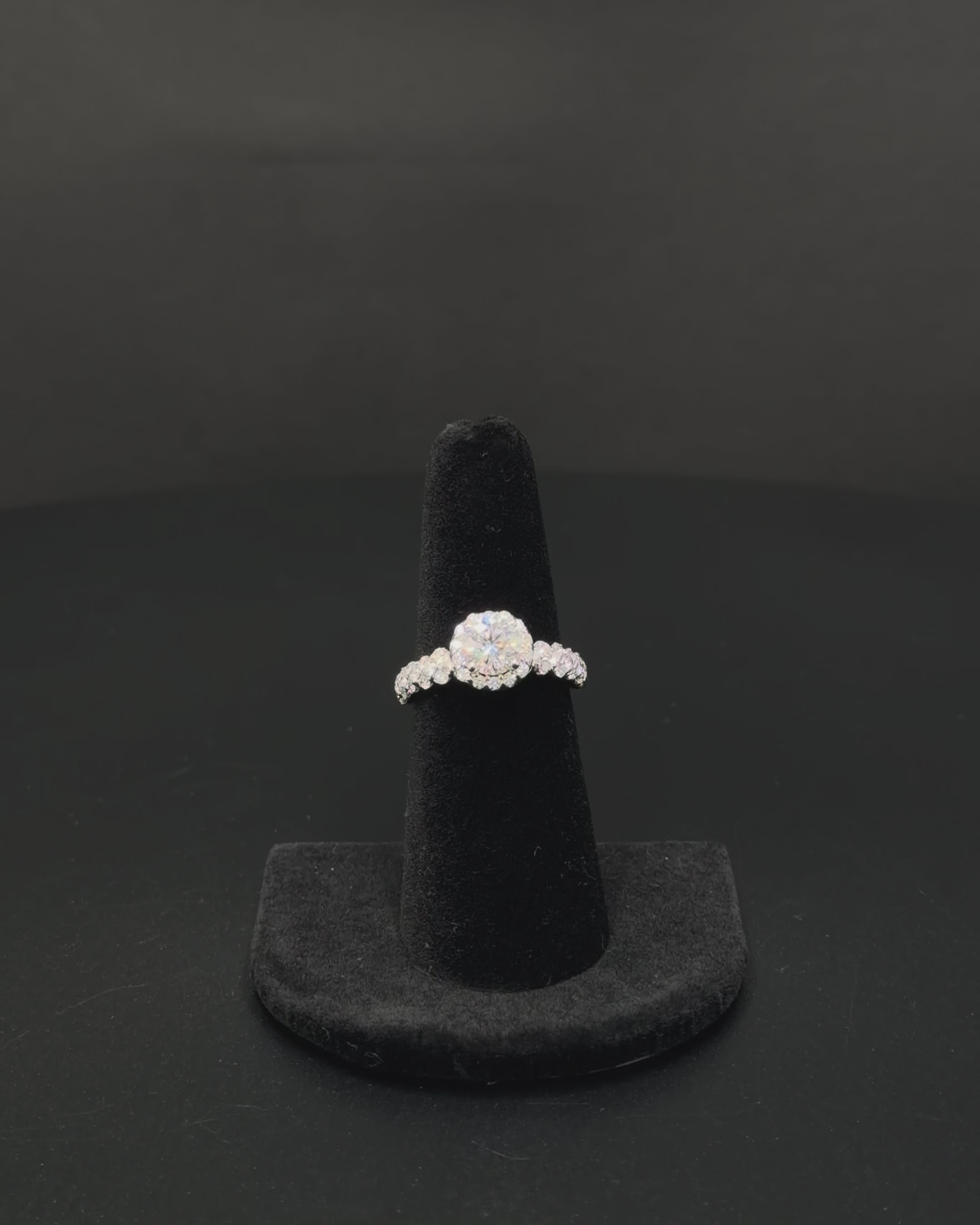 14K White Gold 2 CTW Diamond Halo Engagement Ring – Size 7 – 4.1 Grams
