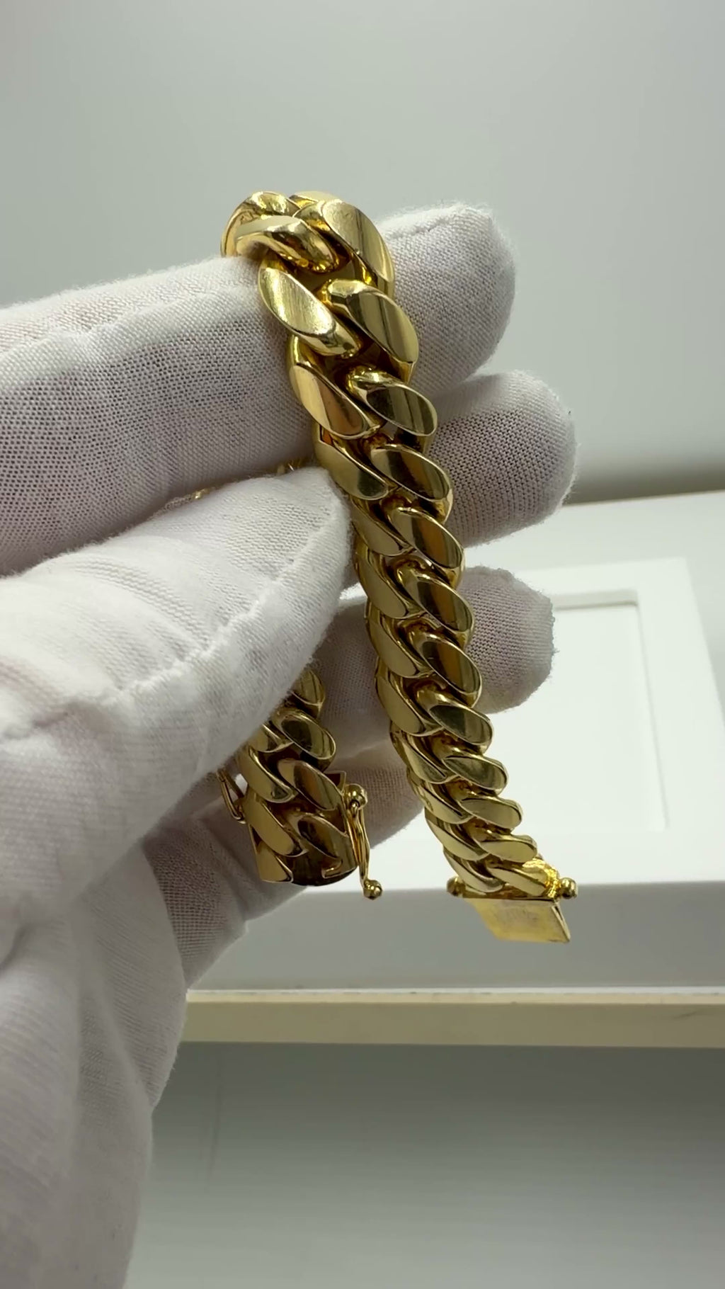 14k Gold Miami Cuban link Bracelet 121grams 8in - 14mm