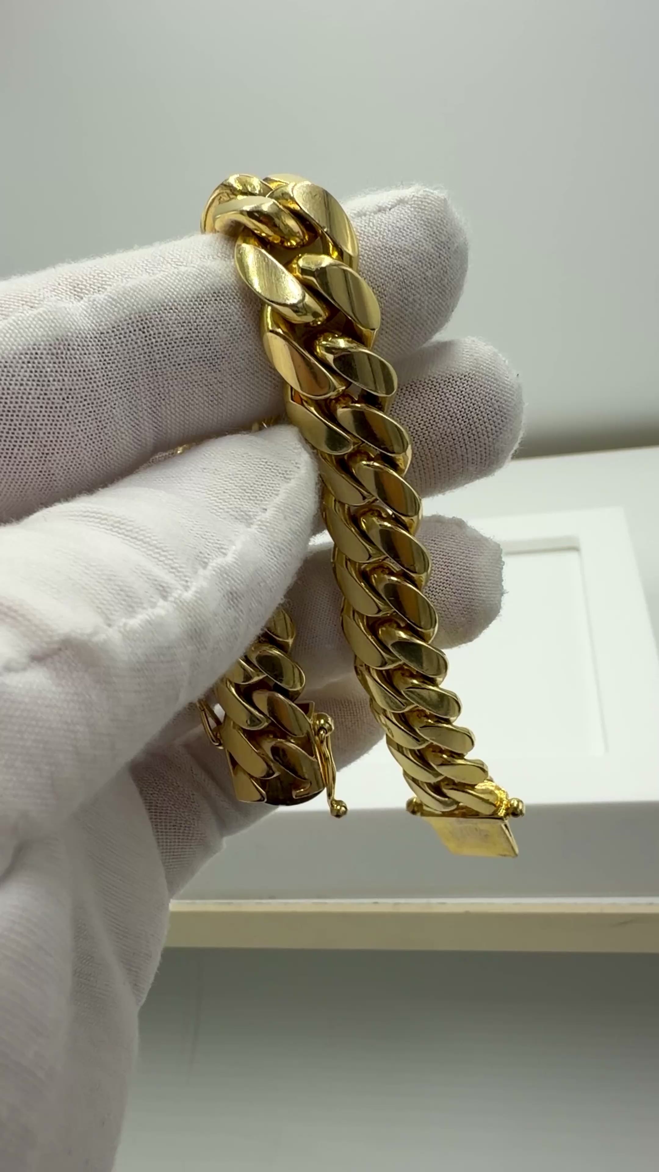 14k Gold Miami Cuban link Bracelet 121grams 8in - 14mm
