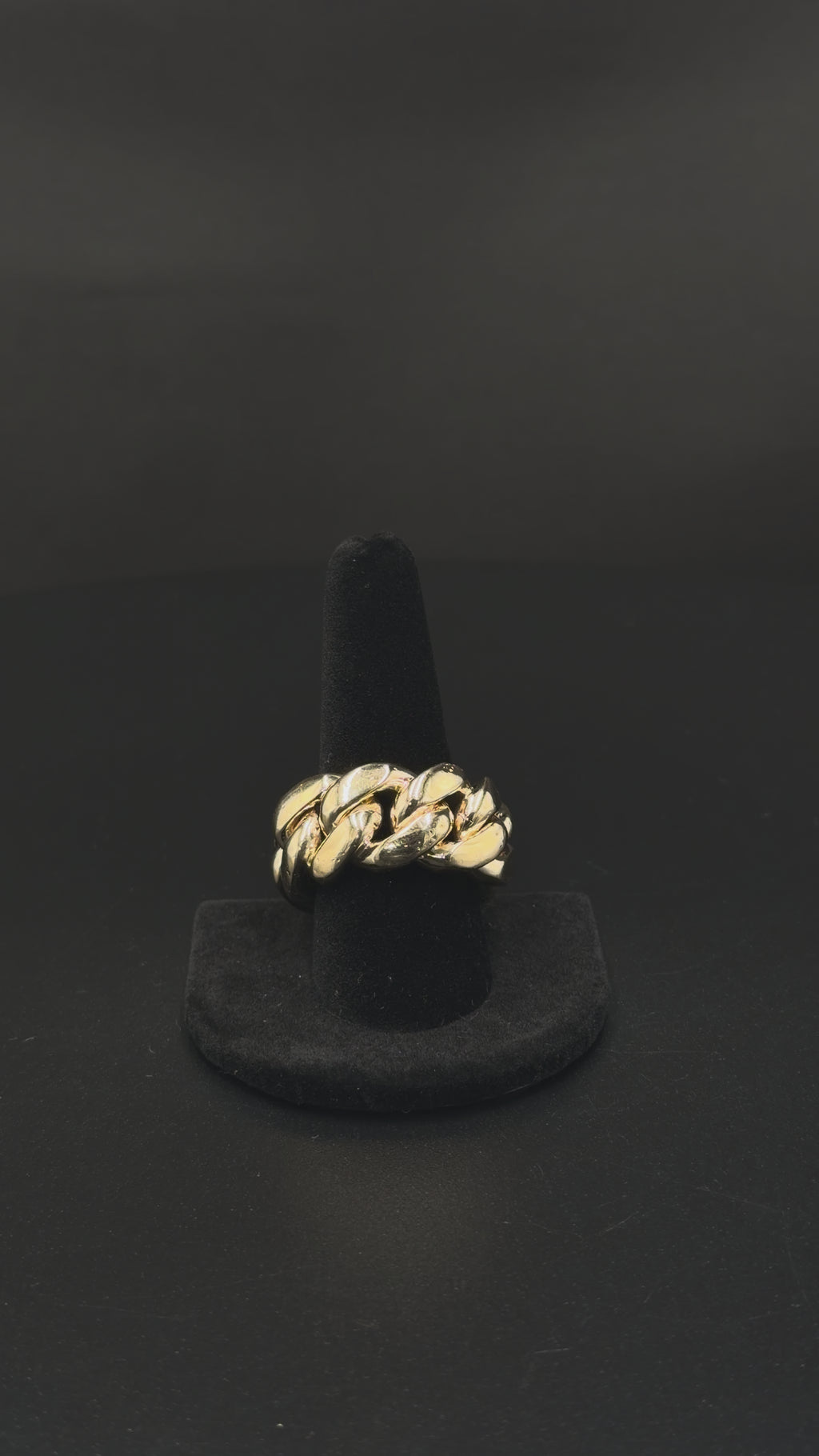 10K Yellow Gold Cuban Link Ring – 44.3g – Size 10