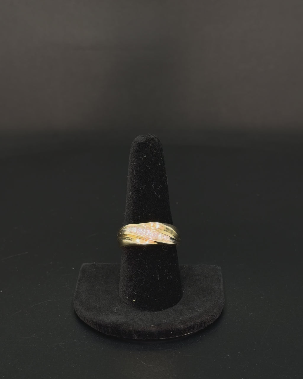 10K Yellow Gold Diamond Ring – Size 9 – 4.8 Grams
