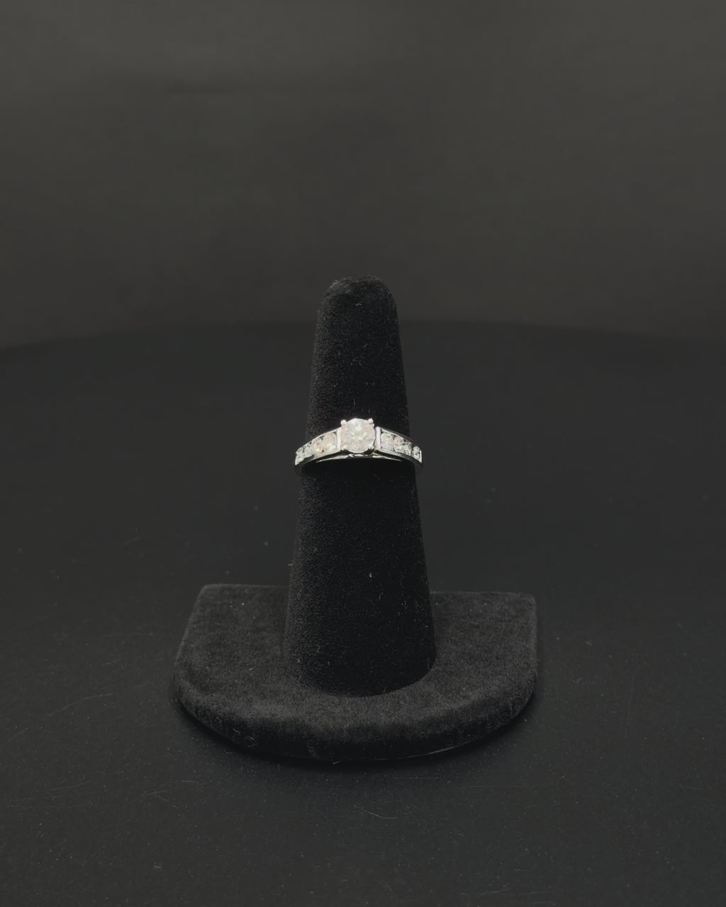 PT950 Platinum Diamond Engagement Ring – Size 6.5 – 4.2 Grams