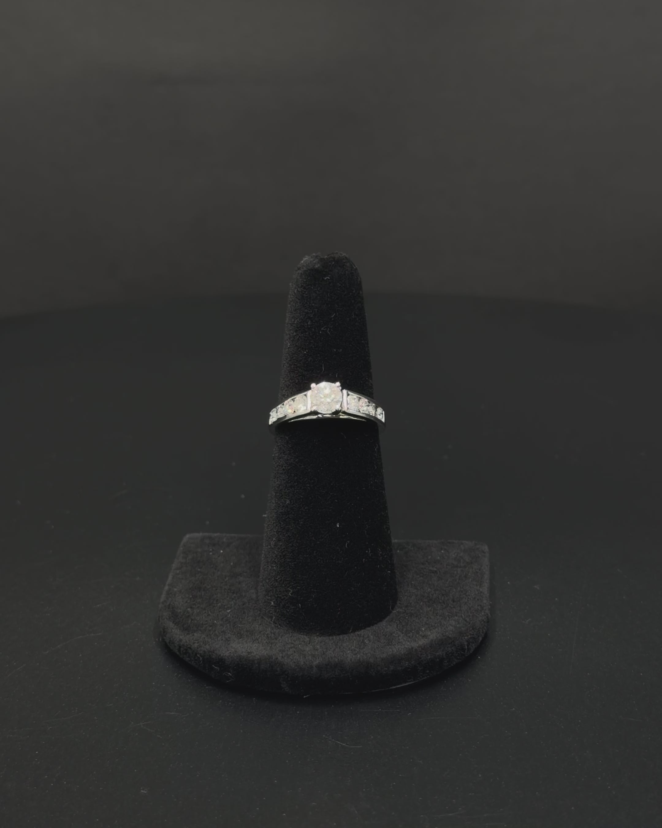 PT950 Platinum Diamond Engagement Ring – Size 6.5 – 4.2 Grams