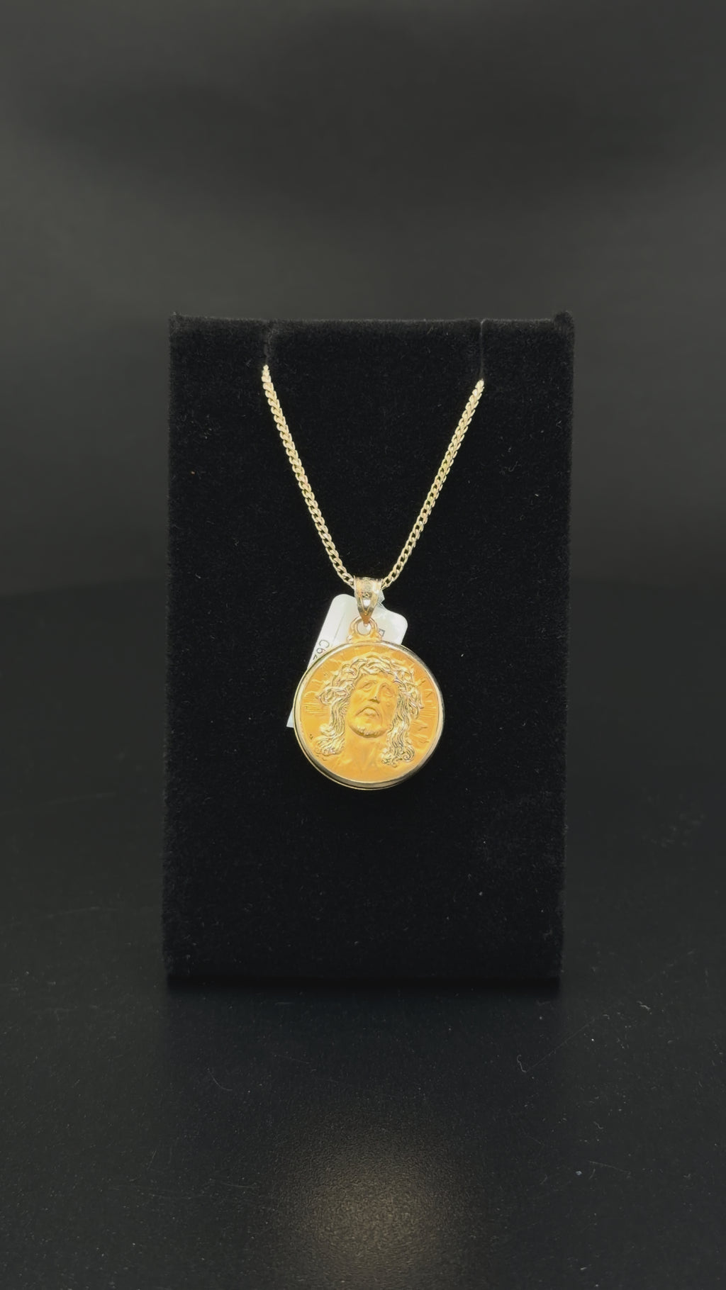 14K Yellow Gold Jesus Face Medallion Pendant