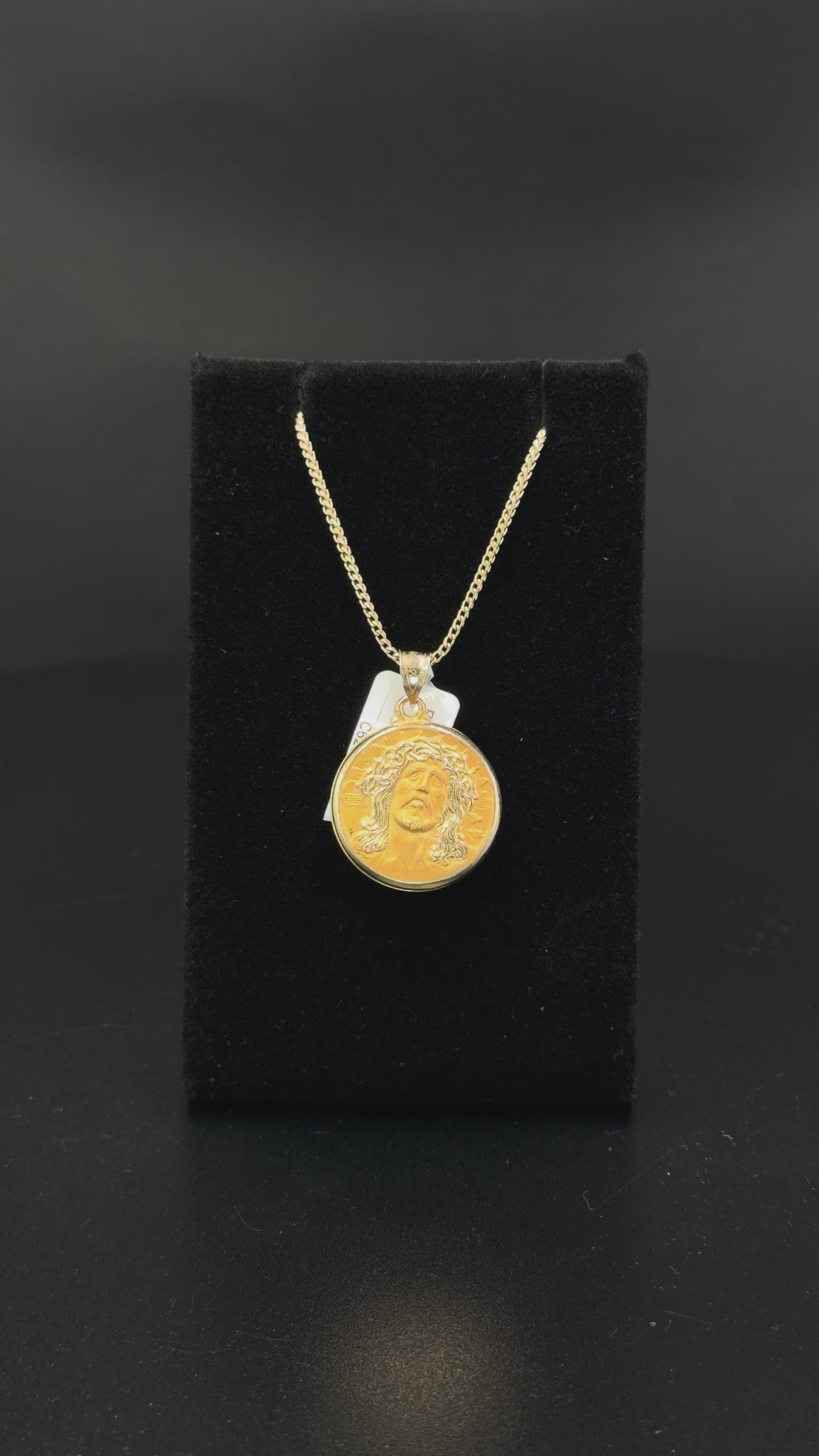 14K Yellow Gold Jesus Face Medallion Pendant