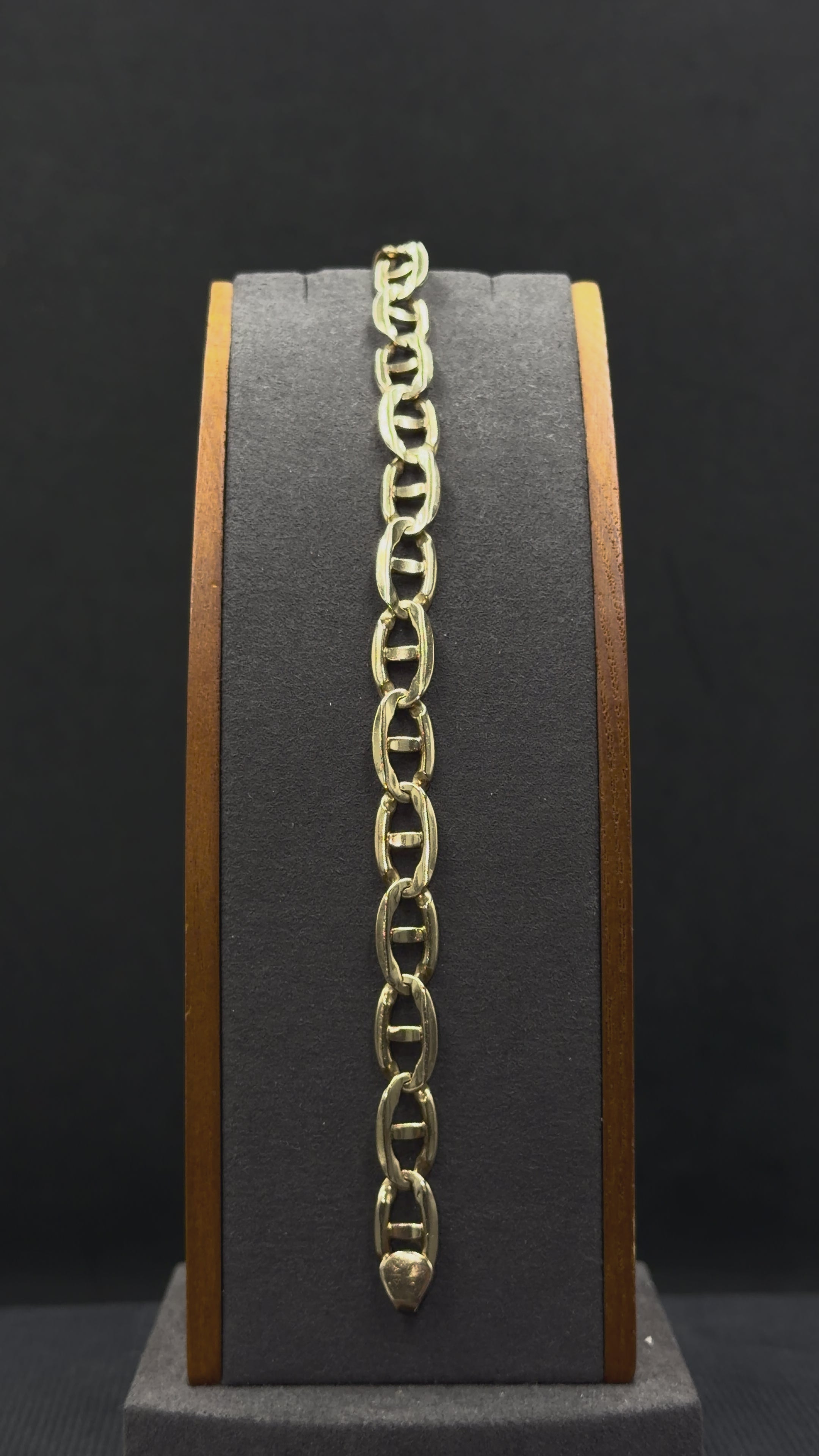 10K Gold Figaro Link Chain – 17.9 Grams | 9.5” | 8mm