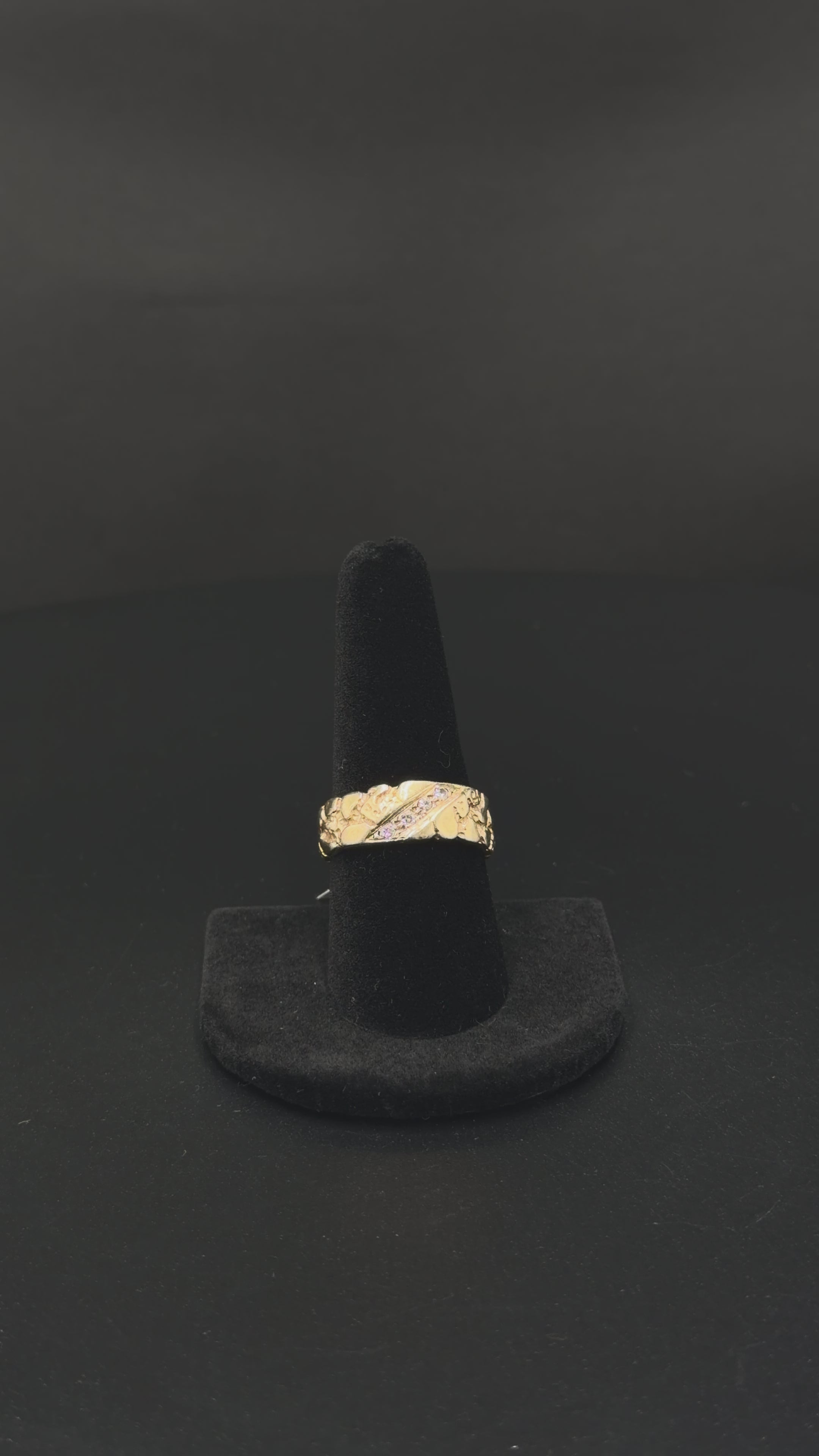 14K Yellow Gold Nugget Ring – 7.9g – Size 9