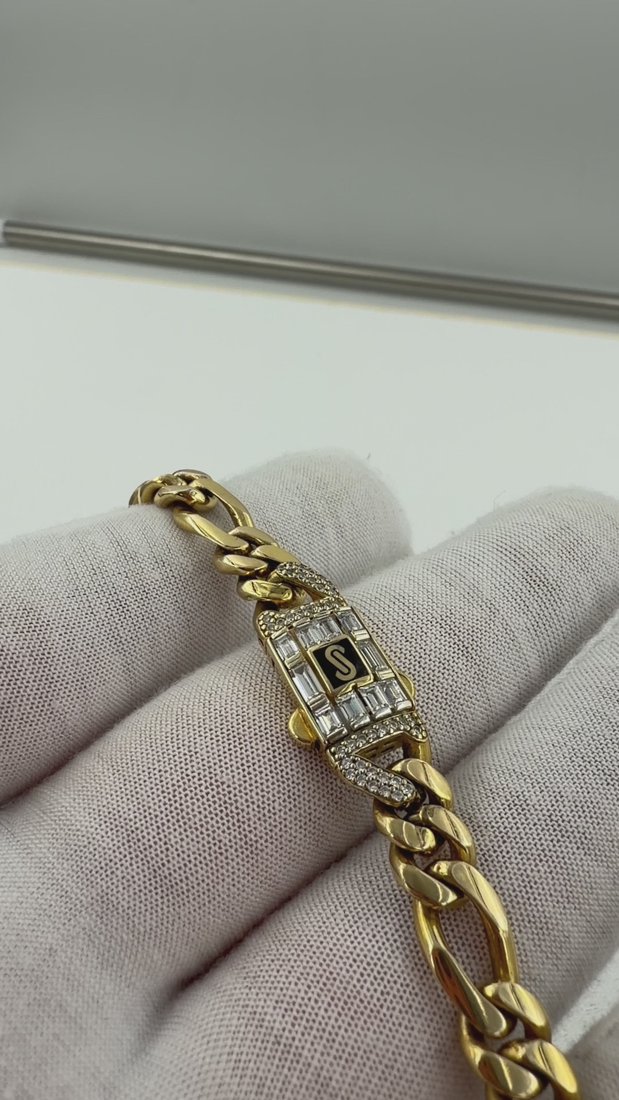 10K Yellow Gold Figaro Chain – 27” / 7.5mm (92.7g) – Monaco