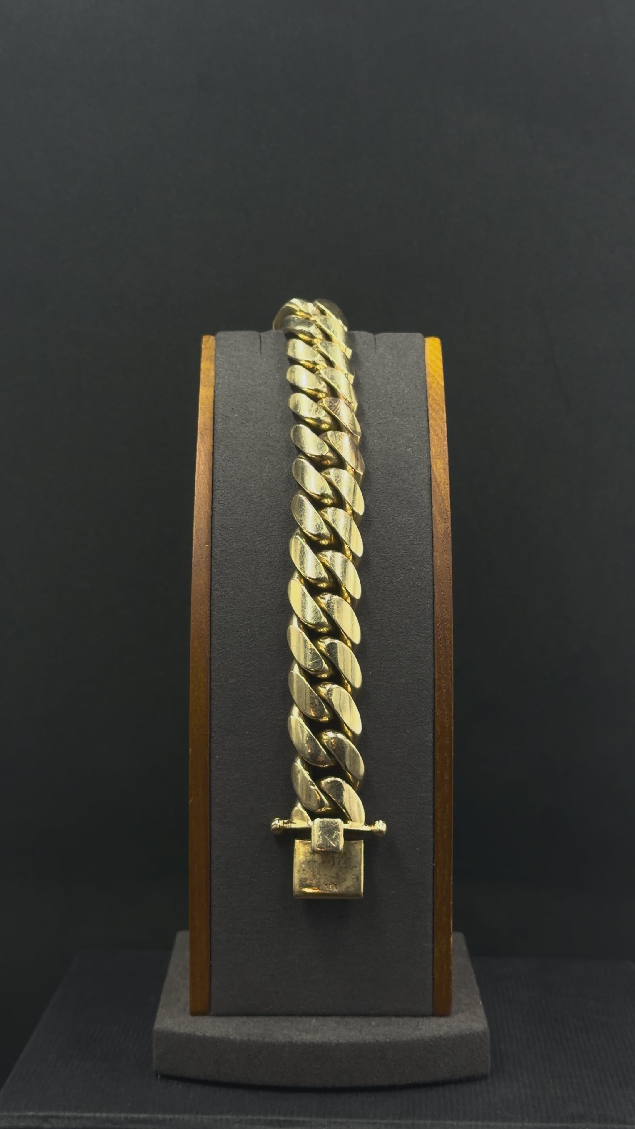 10K Gold Miami Cuban Link Bracelet – 133.9 Grams | 7 Inches