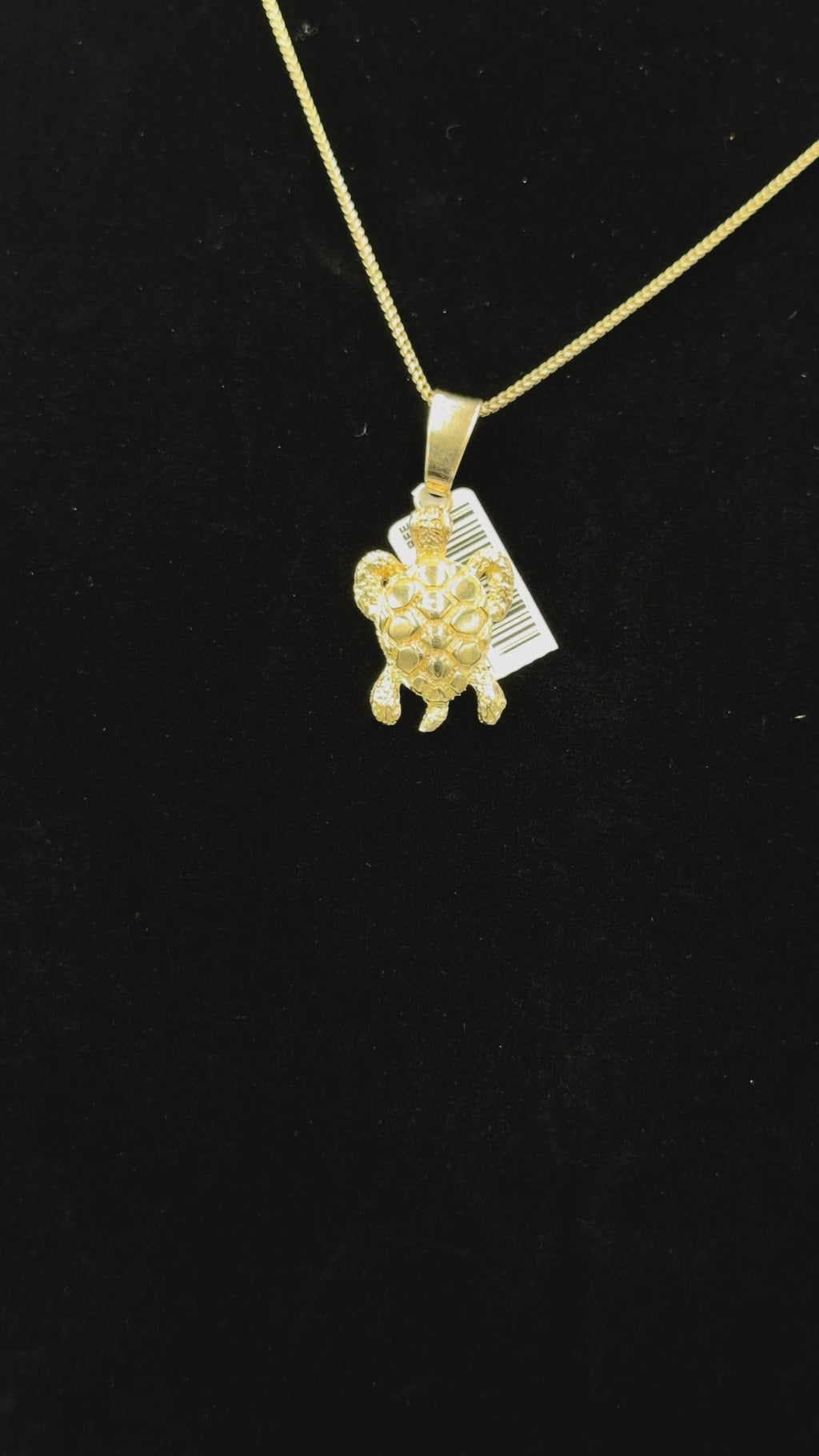 10K Gold Sea Turtle Pendant – 4.9 Grams