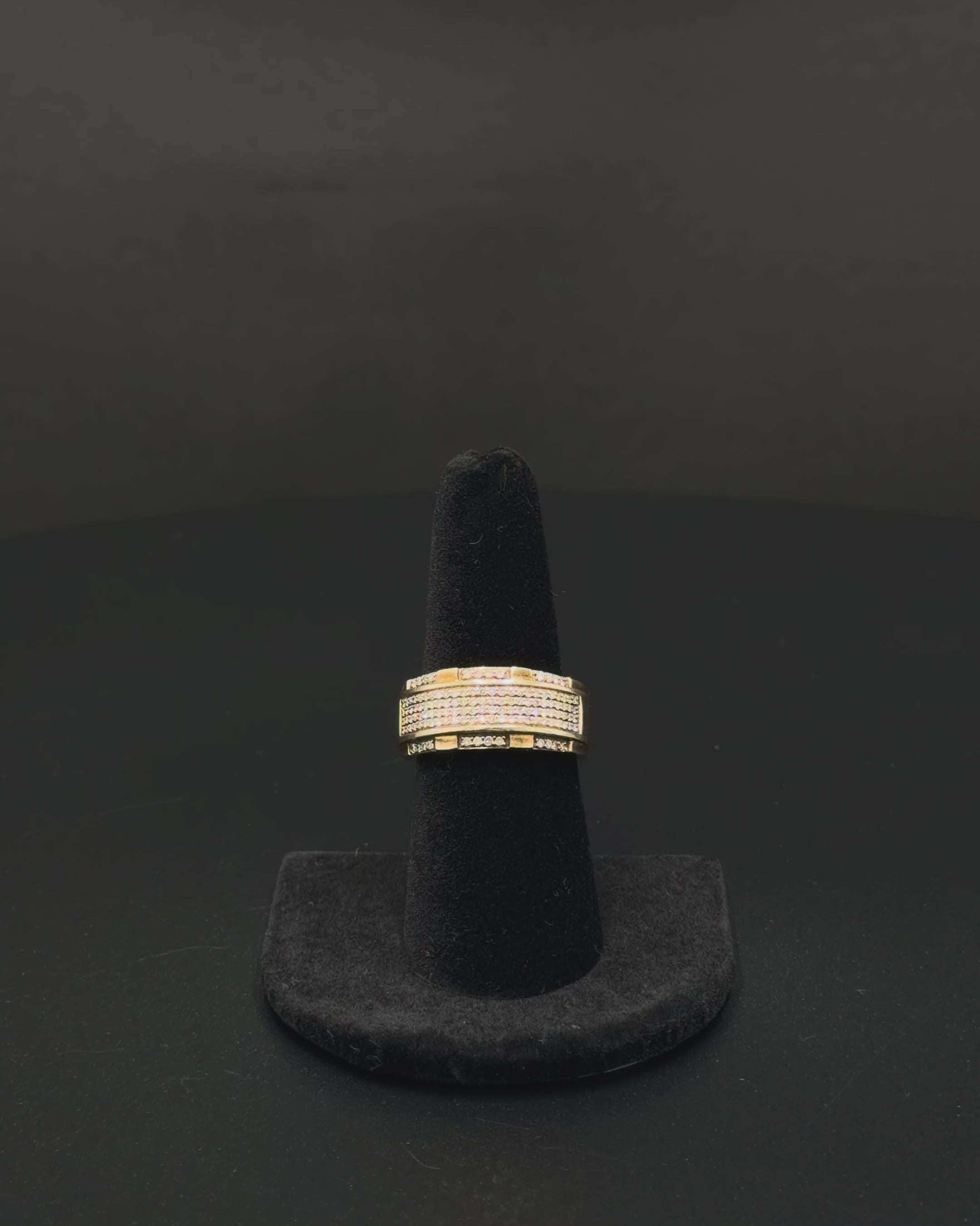 10K Yellow Gold Diamond Ring – Size 8 – 6.8 Grams
