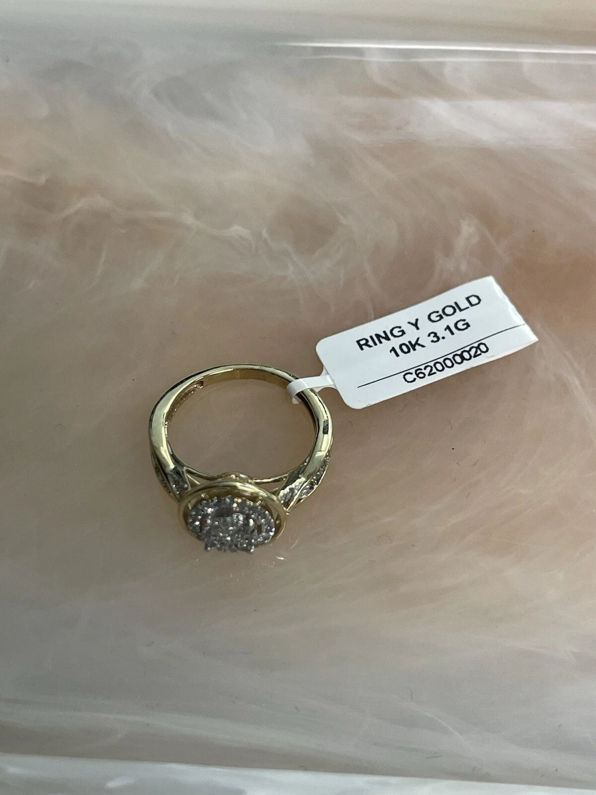 10K Yellow  Gold Ring Cluster Ring Sz. 5 (3.1g)