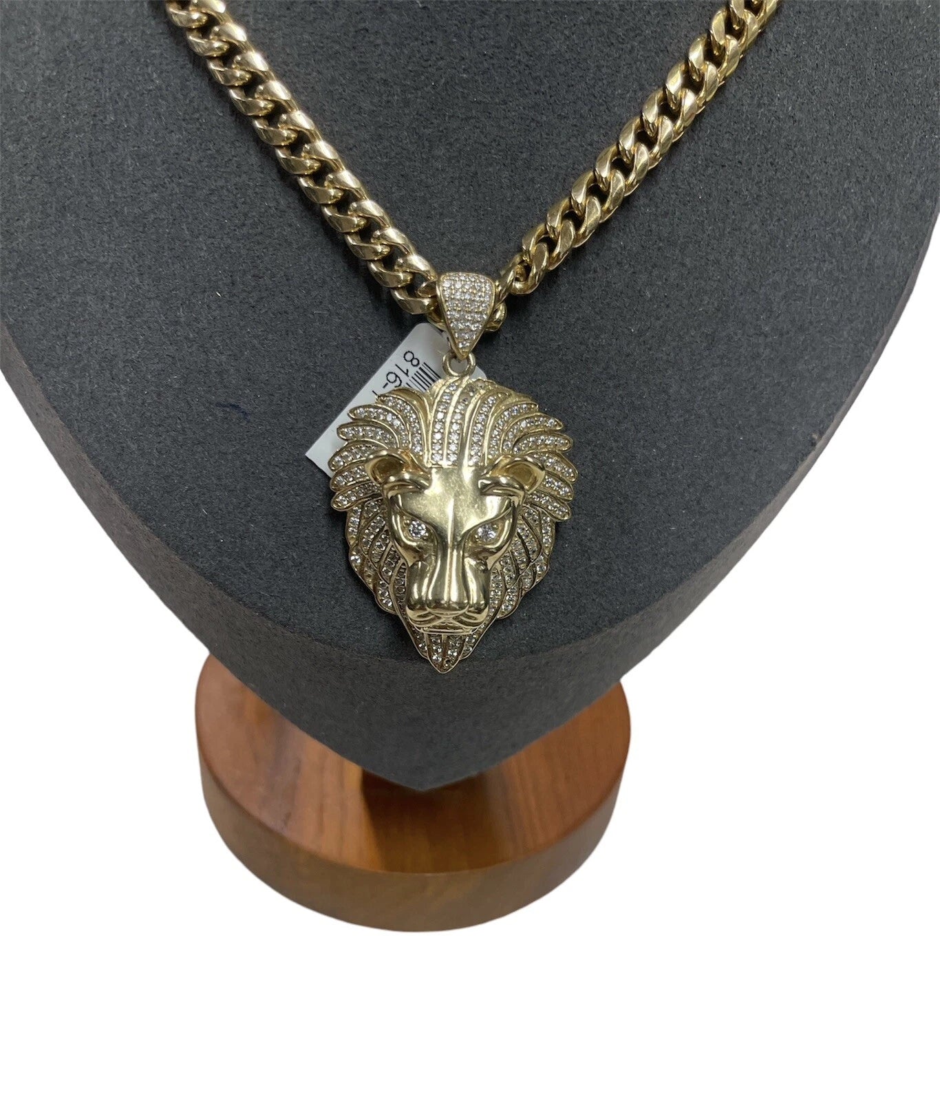 10K Yellow Gold Cuban Chain + Lion Head Pendant Set – 22.25” Chain – 30.90g Total Weight