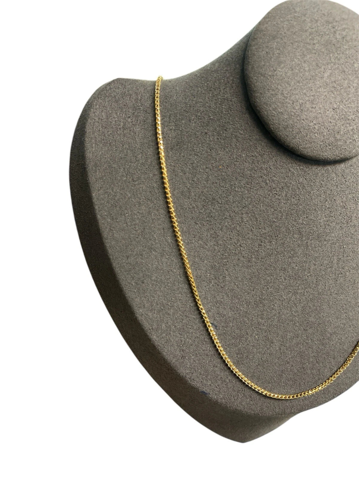 10K Gold Link Chain Necklace 3.40grams 18”Long When Open 1.30 mm