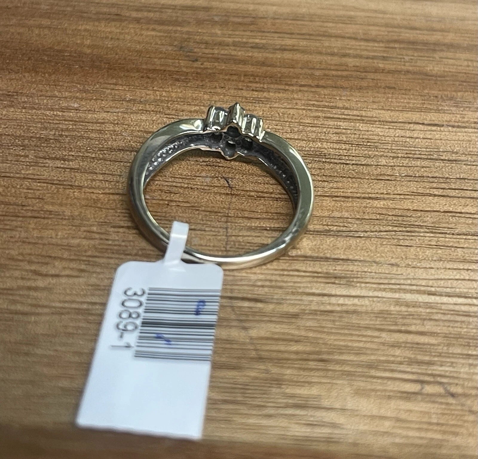 14KT Diamond Ring cluster White gold Sz 6.5