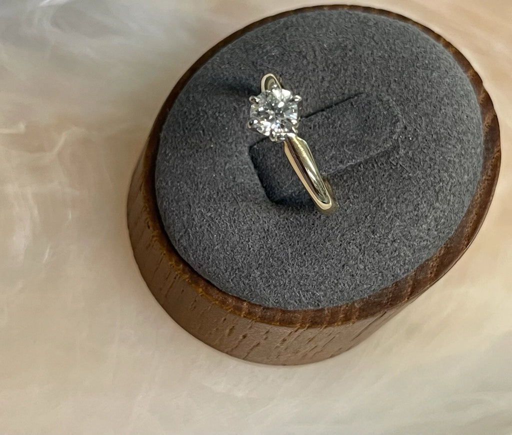 14K White Gold Solitaire Diamond Engagement Ring – Size 5.5 – 2.5g