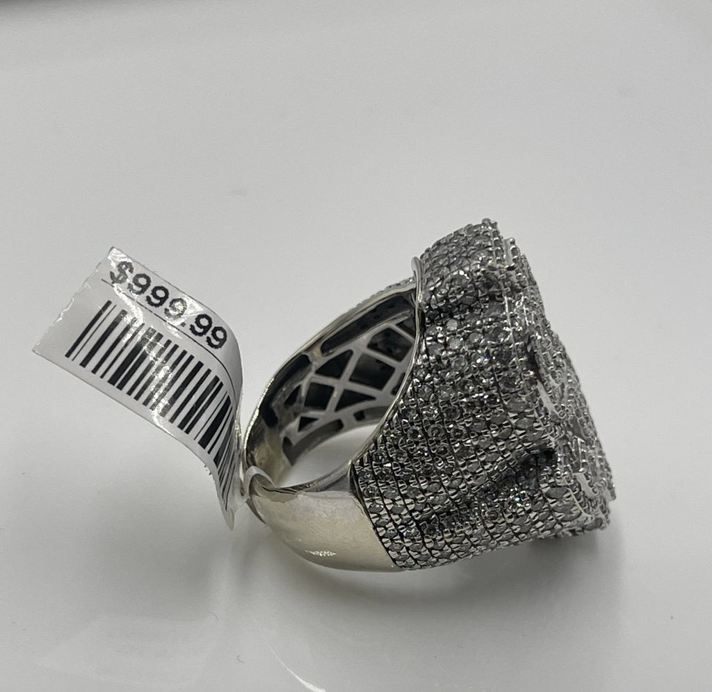 9.95K White Gold Mossanite 14.7g  Size 6.5 (22.27mm)