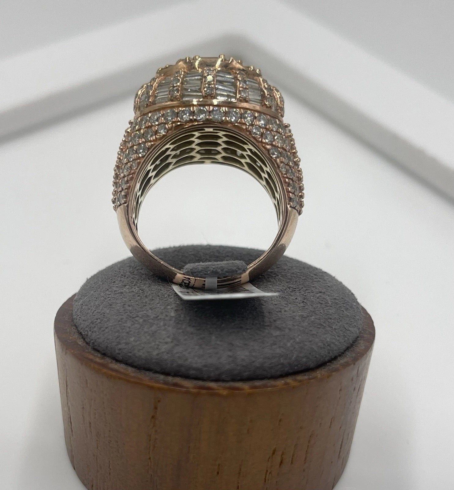 10K Rose Gold Diamond Wedding Band 16.2g Size 8.5 (21.43mm)